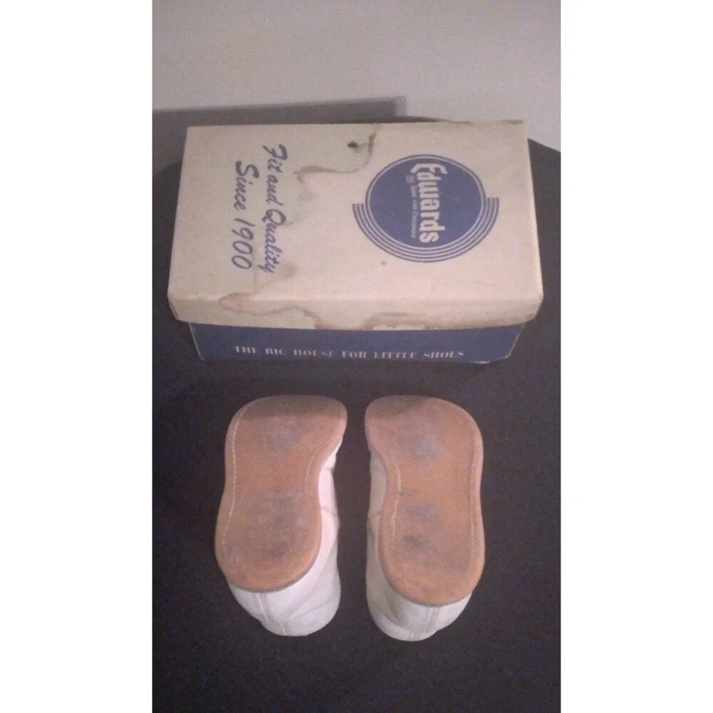 VINTAGE Used Leather Baby Shoes-great for Bronzing